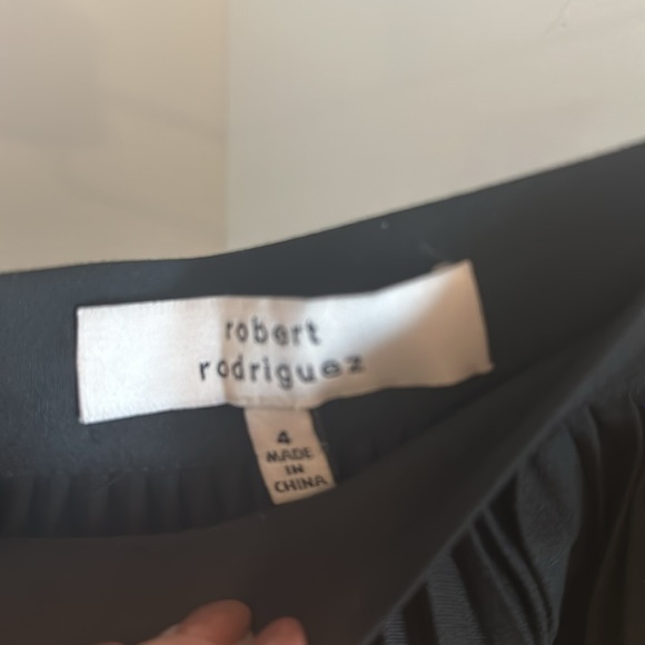 Robert Rodriguez black pleated skirt with with white lace bottom trim - Picture 3 of 4